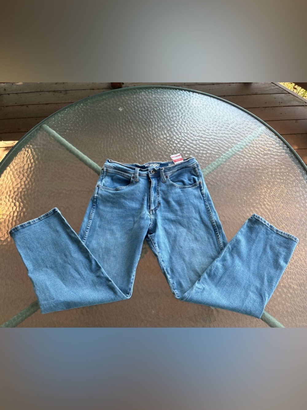 Wrangler Light Blue Relaxed Fit Denim Jeans with Leather Patch size 30x30 men
